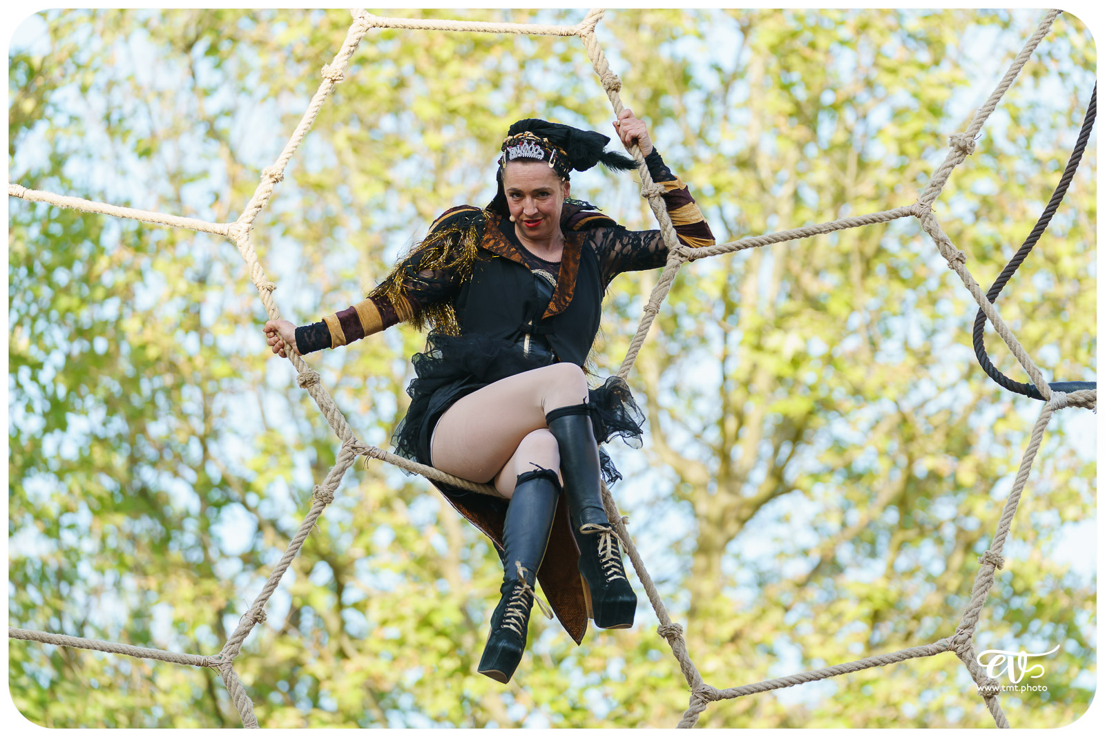 TO BEE QUEEN (CIE LADY COCKTAIL)